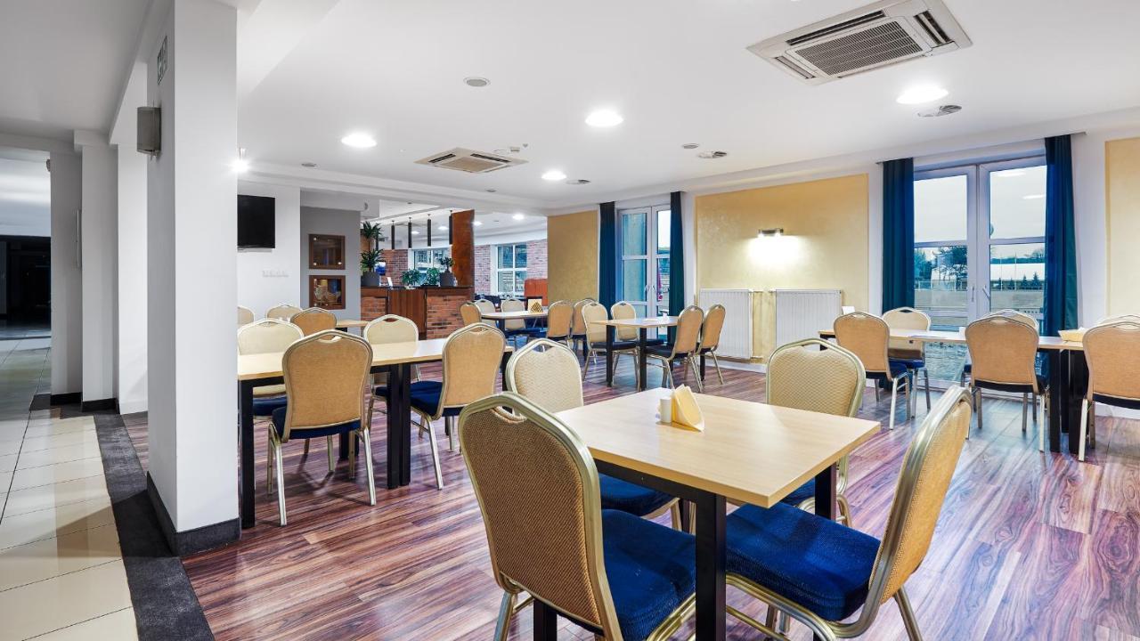 Hotel Anton By Dns Pruszków Extérieur photo
